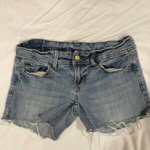 American Eagle Cut Off Denim Jean Shorts Size 6